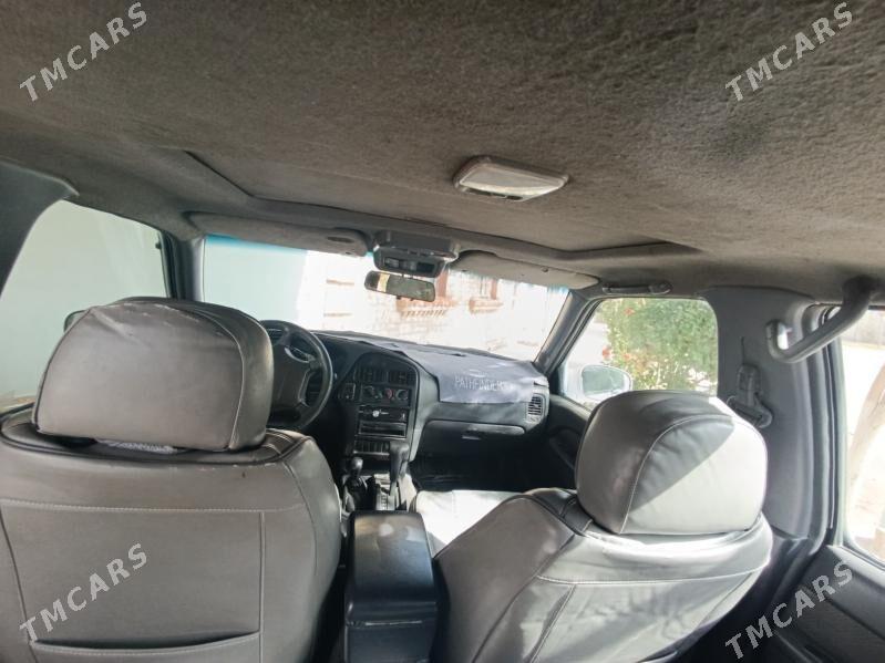 Nissan Pathfinder 2000 - 83 000 TMT - Туркменабат - img 5