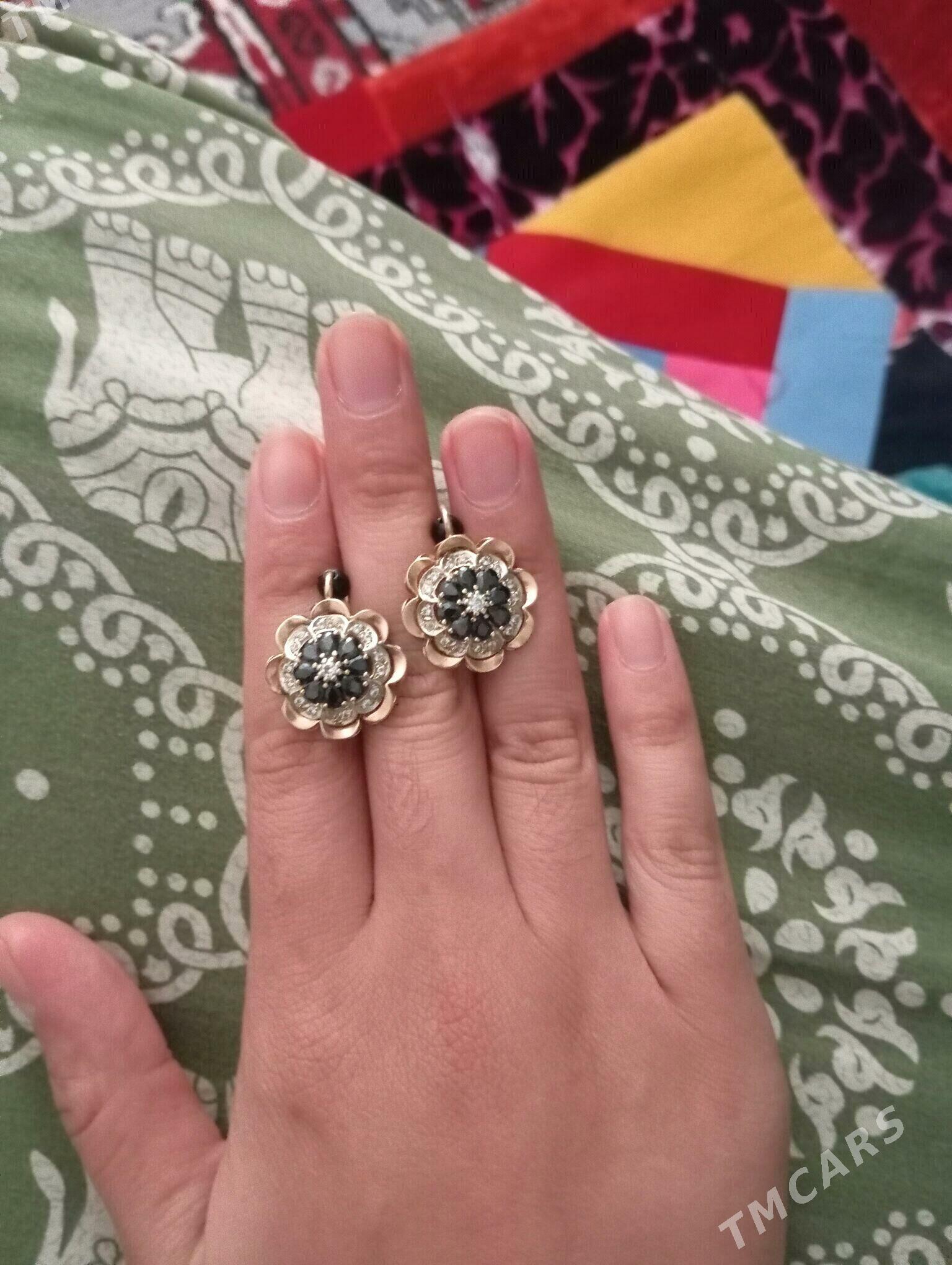 Gyzyl gulakhalka - Gyzylarbat - img 1