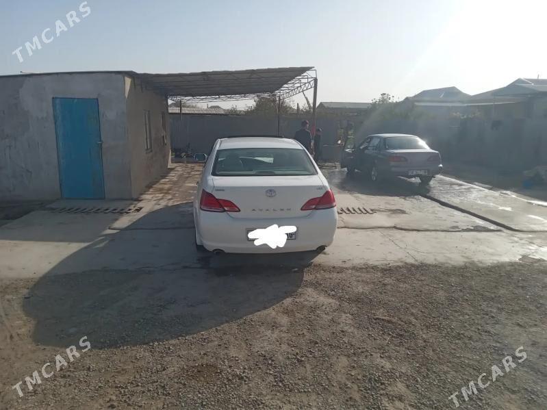 Toyota Avalon 2005 - 195 000 TMT - Мары - img 2