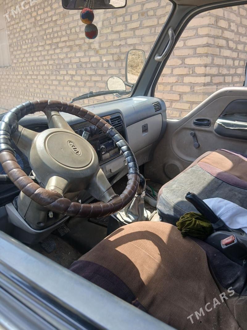 Kia Bongo 2003 - 95 000 TMT - Гороглы (Тагта) - img 3