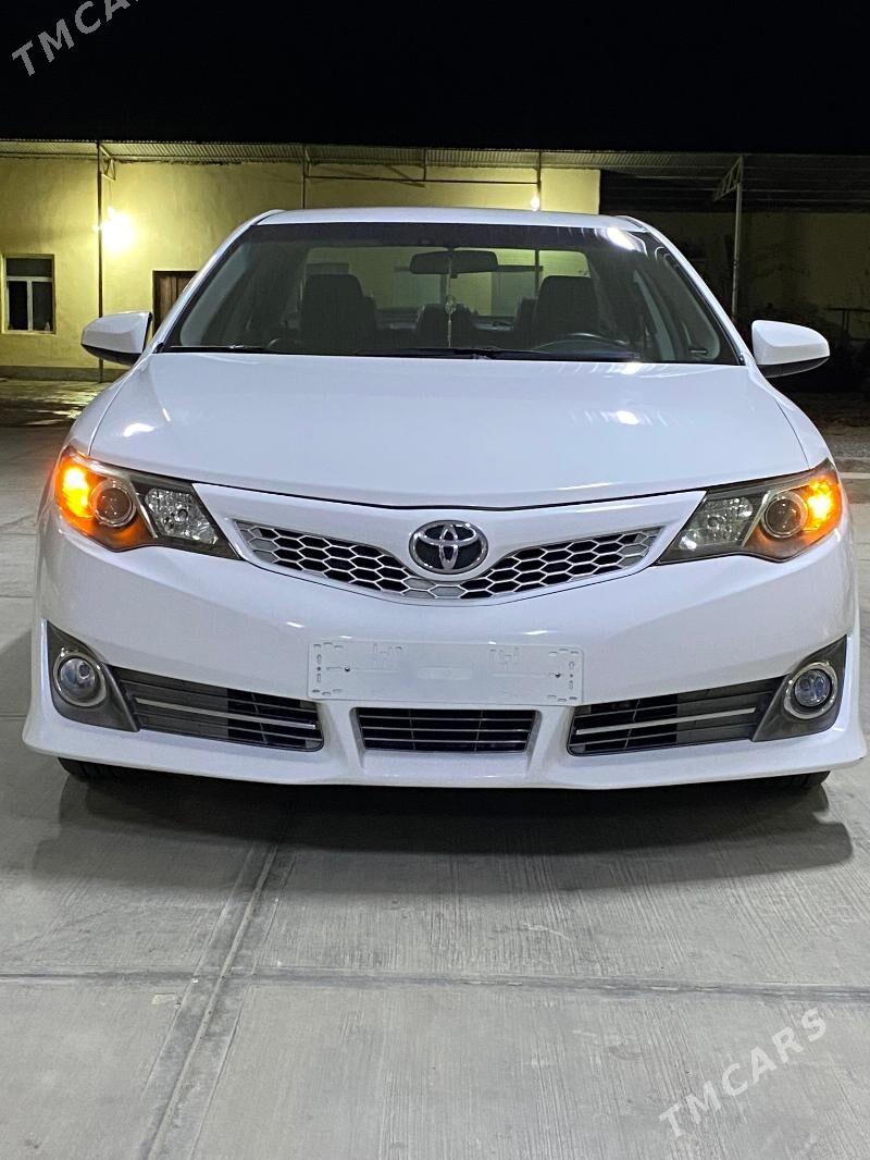 Toyota Camry 2013 - 235 000 TMT - Херрикгала - img 4