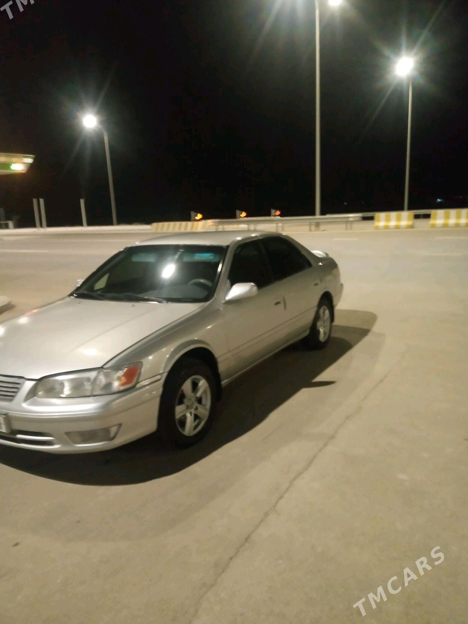 Toyota Camry 2000 - 150 000 TMT - Кака - img 2