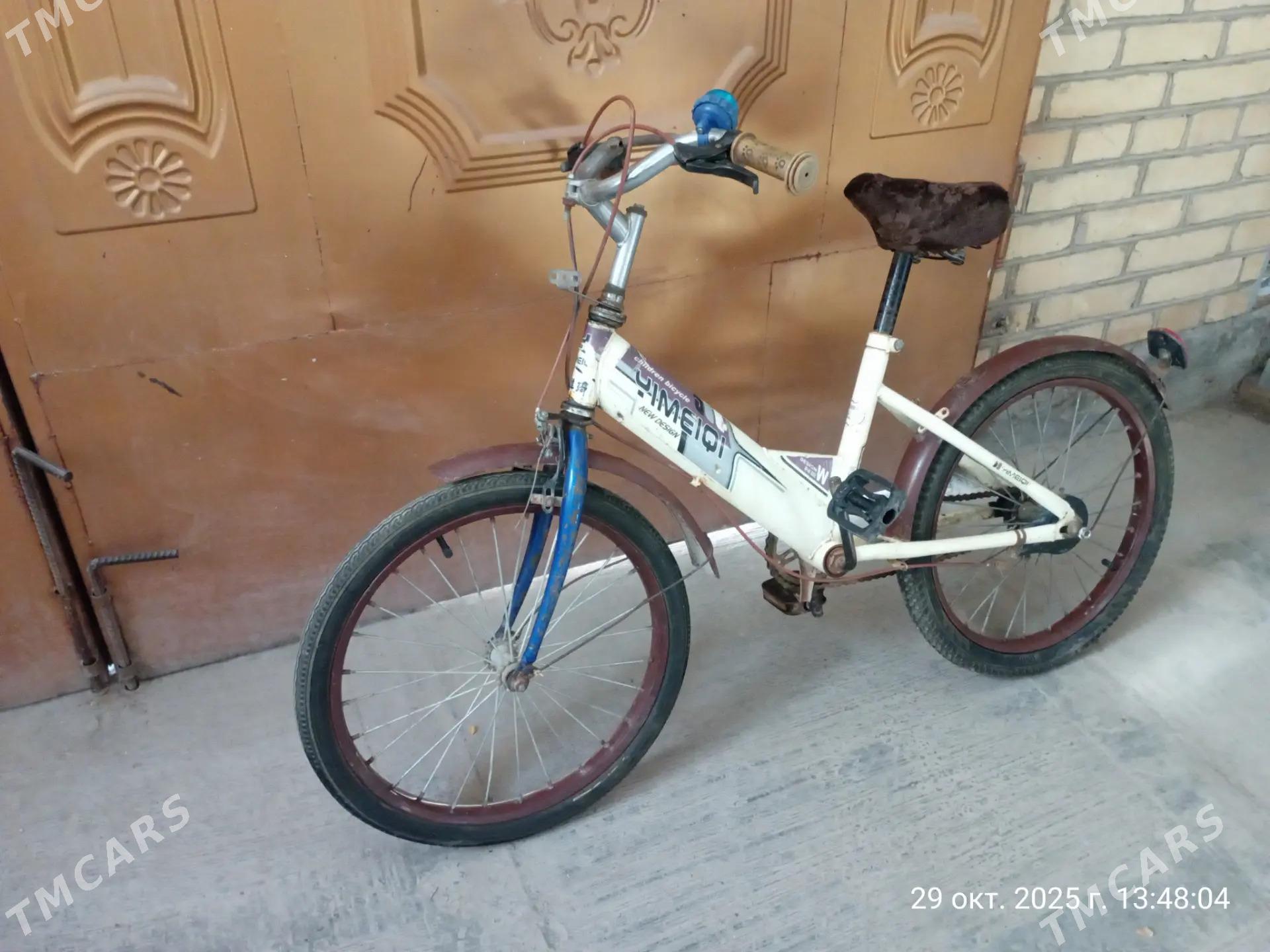 Велосипедлер - Дянев - img 1