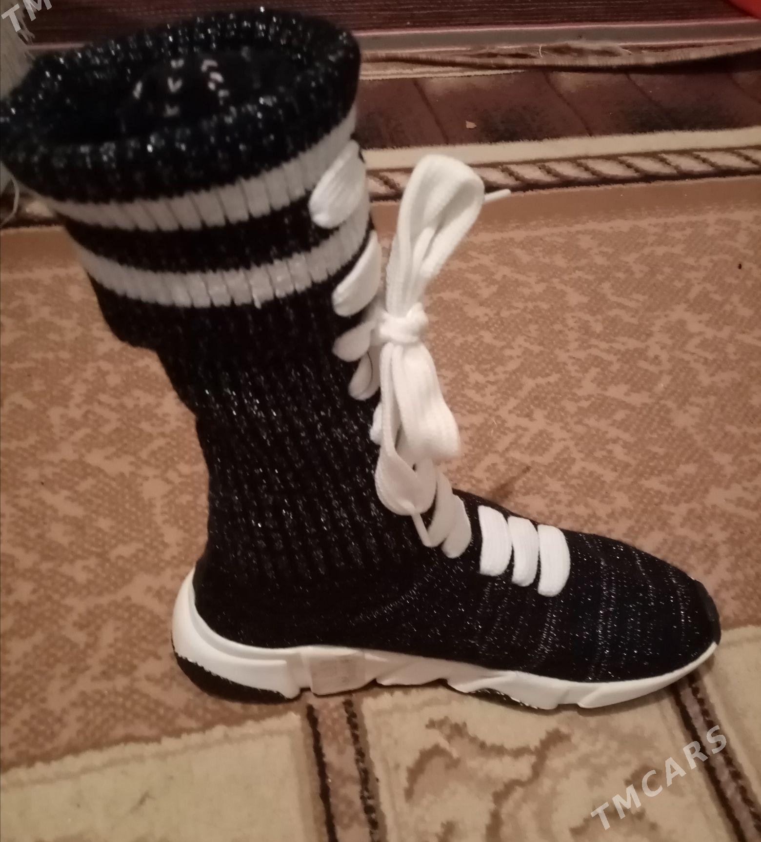 кросовки - Туркменбаши - img 2