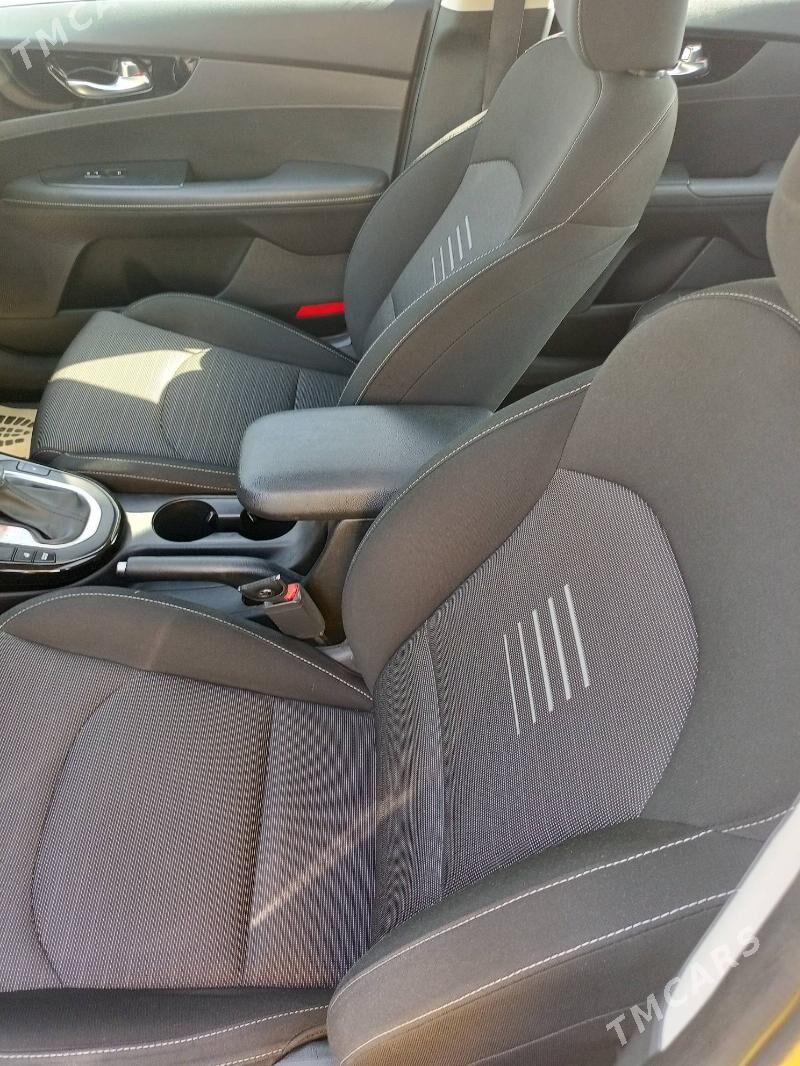 Kia Forte 2020 - 235 000 TMT - Bekrewe - img 2