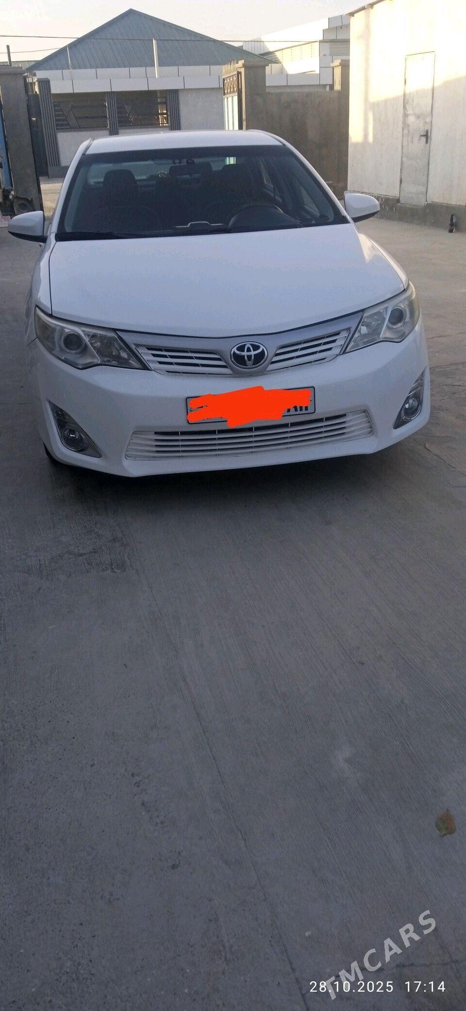 Toyota Camry 2012 - 200 000 TMT - Gökdepe - img 3