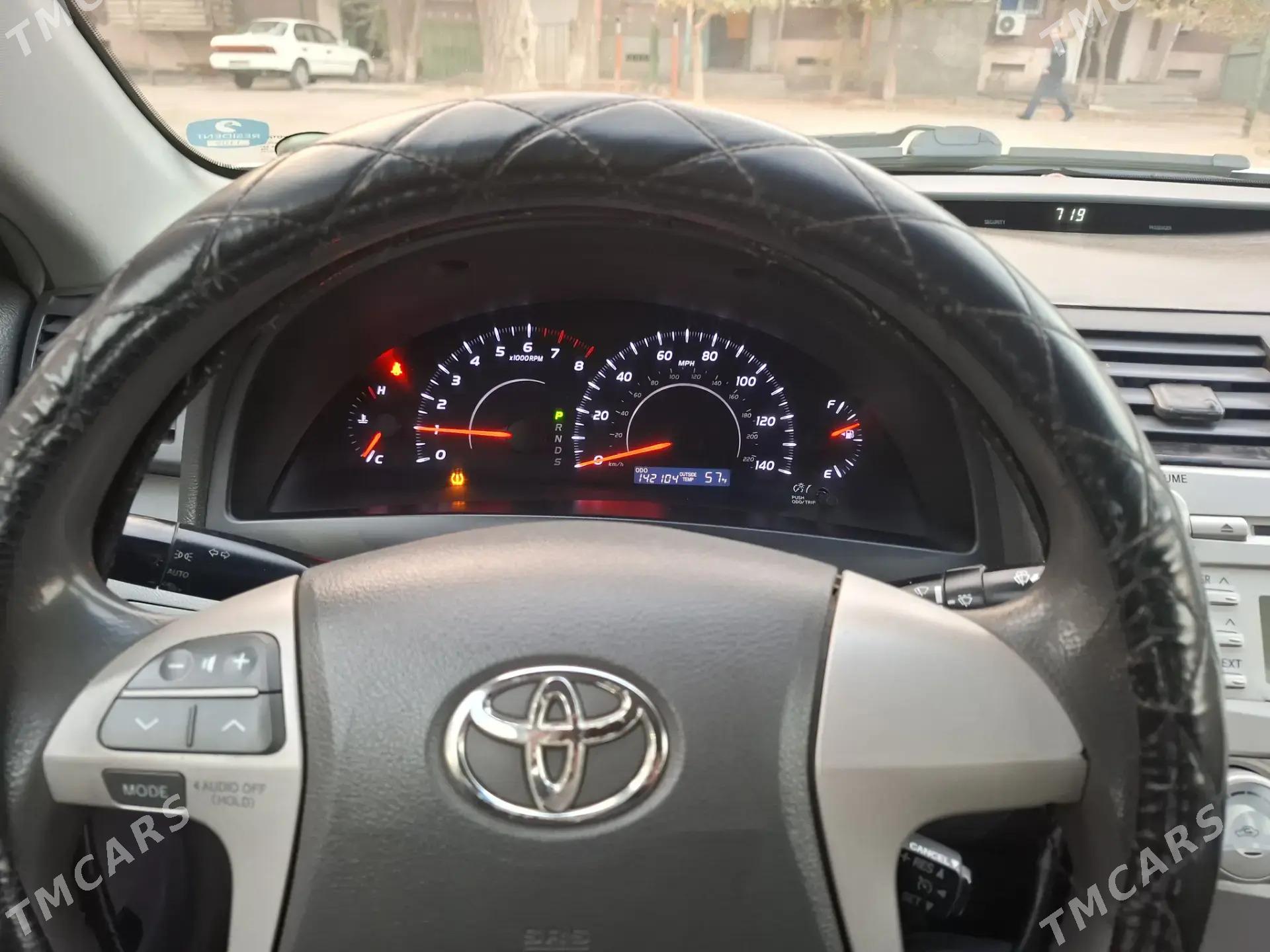 Toyota Camry 2010 - 230 000 TMT - Туркменабат - img 3