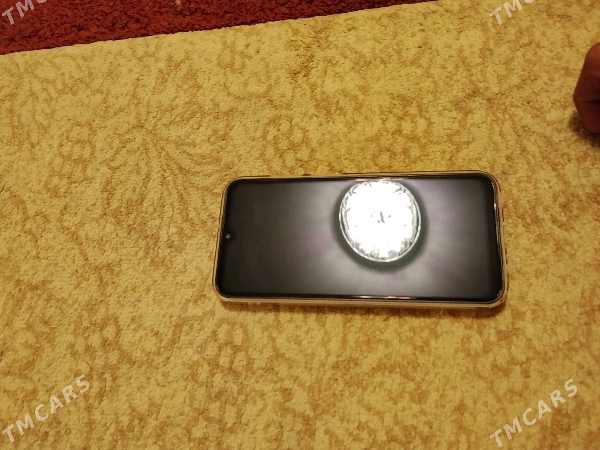 Samsung A25 5g - Parahat 7 - img 3