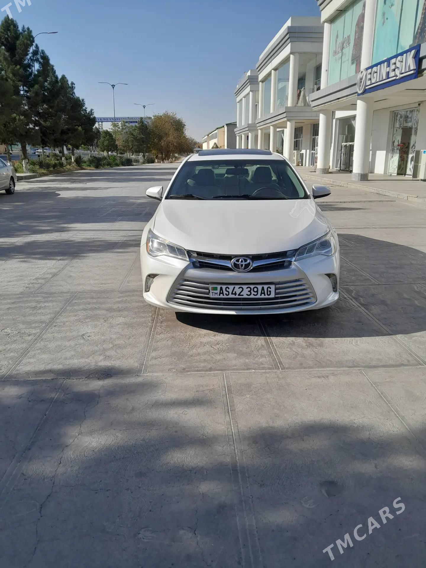 Toyota Camry 2017 - 400 000 TMT - Мары - img 3