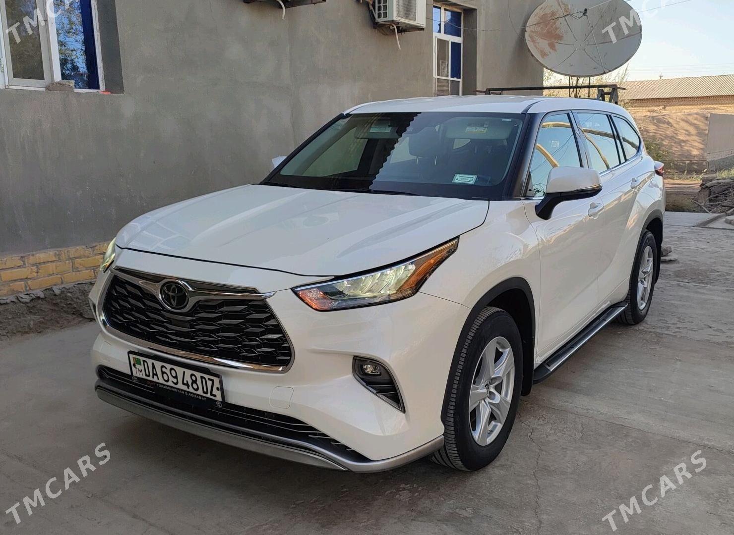 Toyota Highlander 2021 - 525 000 TMT - етр. Туркменбаши - img 2