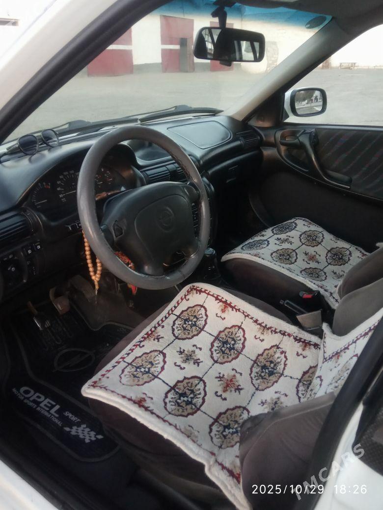 Opel Astra 1995 - 50 000 TMT - Туркменбаши - img 3
