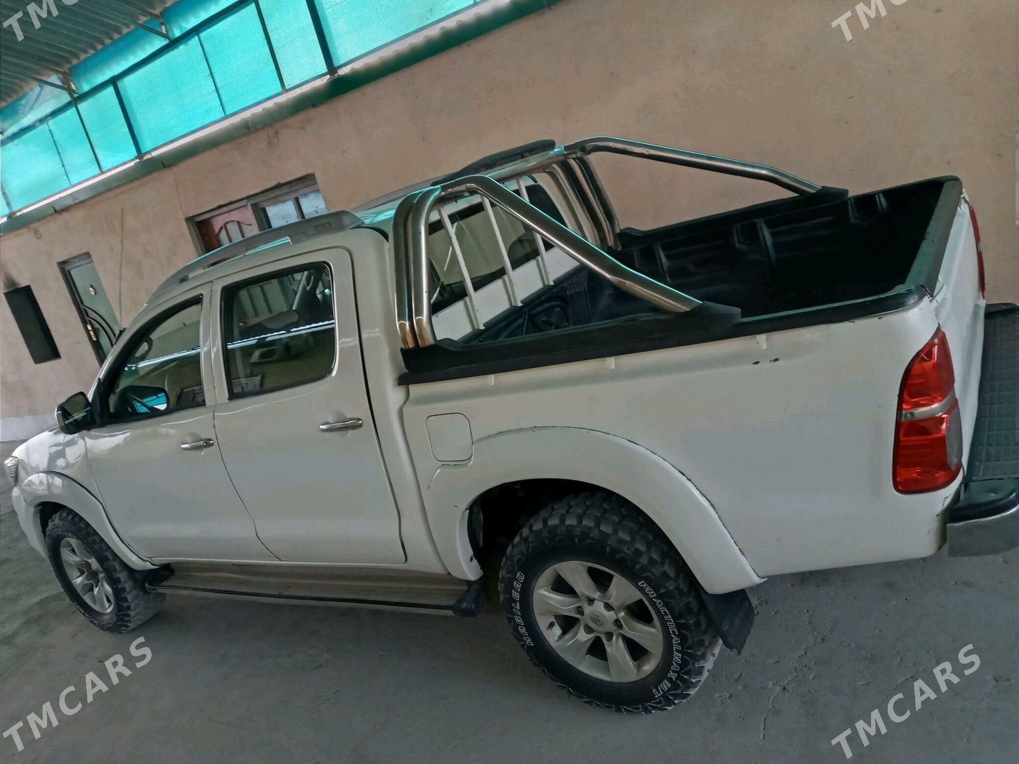 Toyota Hilux 2008 - 170 000 TMT - Aşgabat - img 3