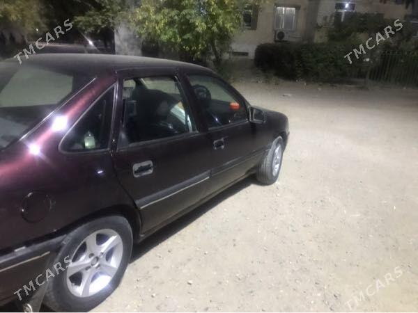 Opel Vectra 1991 - 25 000 TMT - Çärjew - img 6