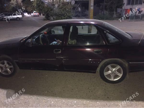 Opel Vectra 1991 - 25 000 TMT - Çärjew - img 3