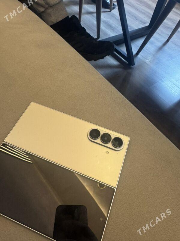 z fold 7 samsung - Хитровка - img 4