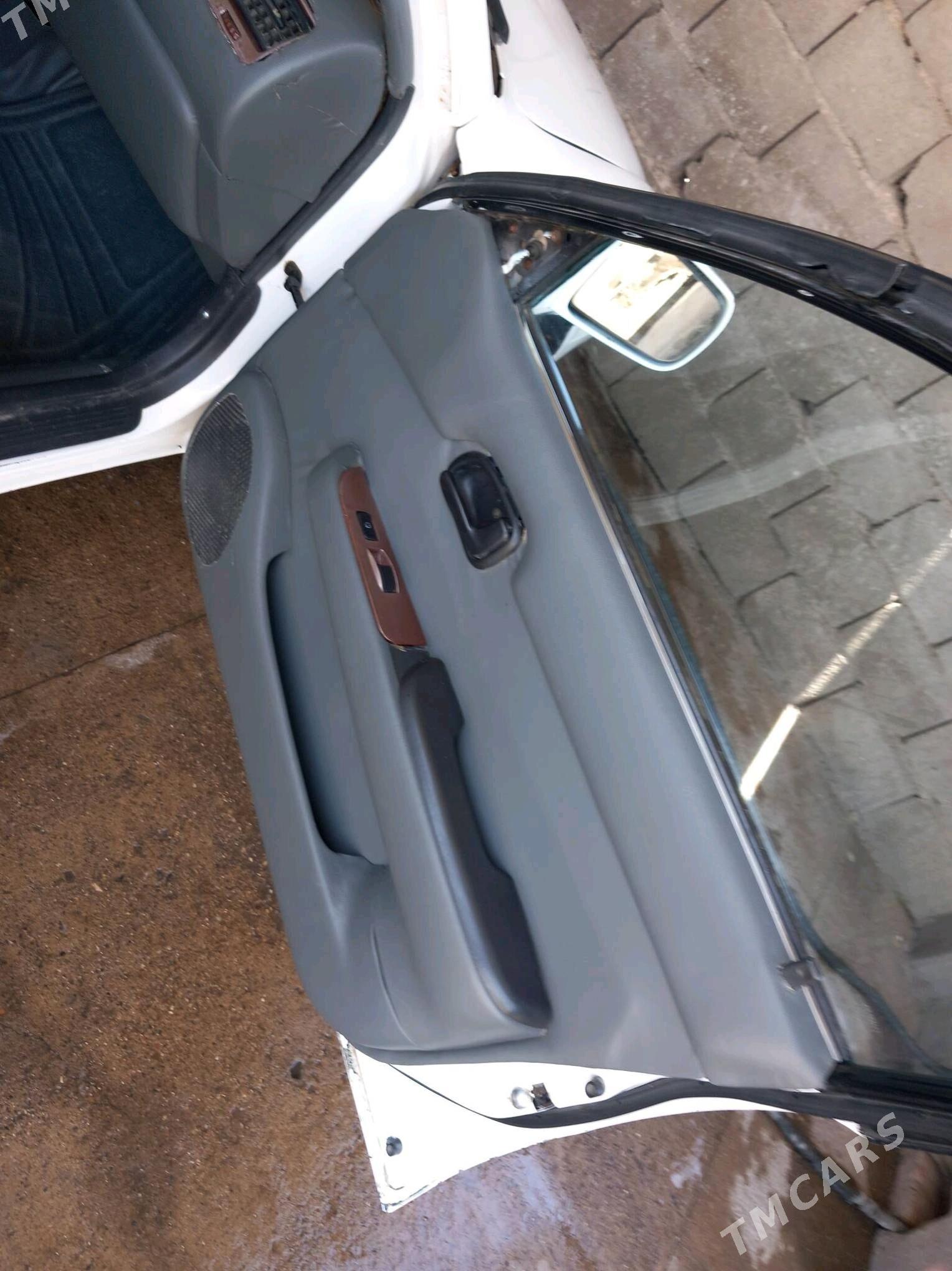 Toyota Corolla 1994 - 60 000 TMT - Sarahs - img 3