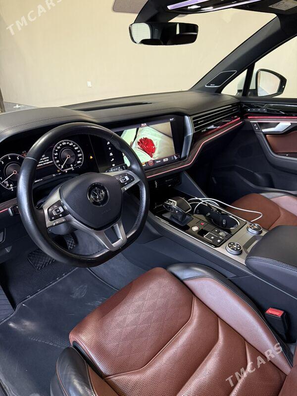 Volkswagen Touareg 2019 - 1 200 000 TMT - Aşgabat - img 4
