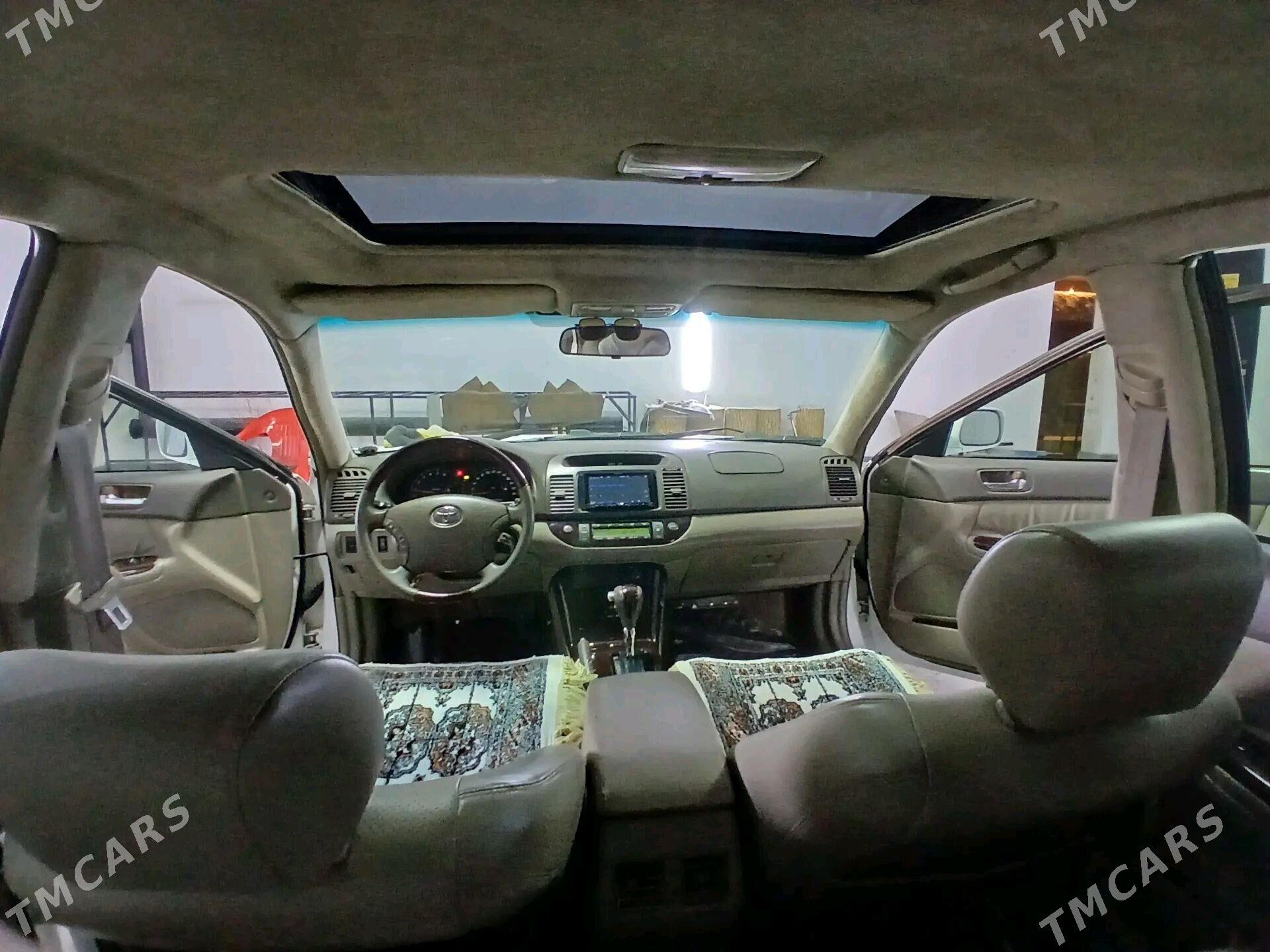 Toyota Camry 2005 - 230 000 TMT - Kaka - img 3