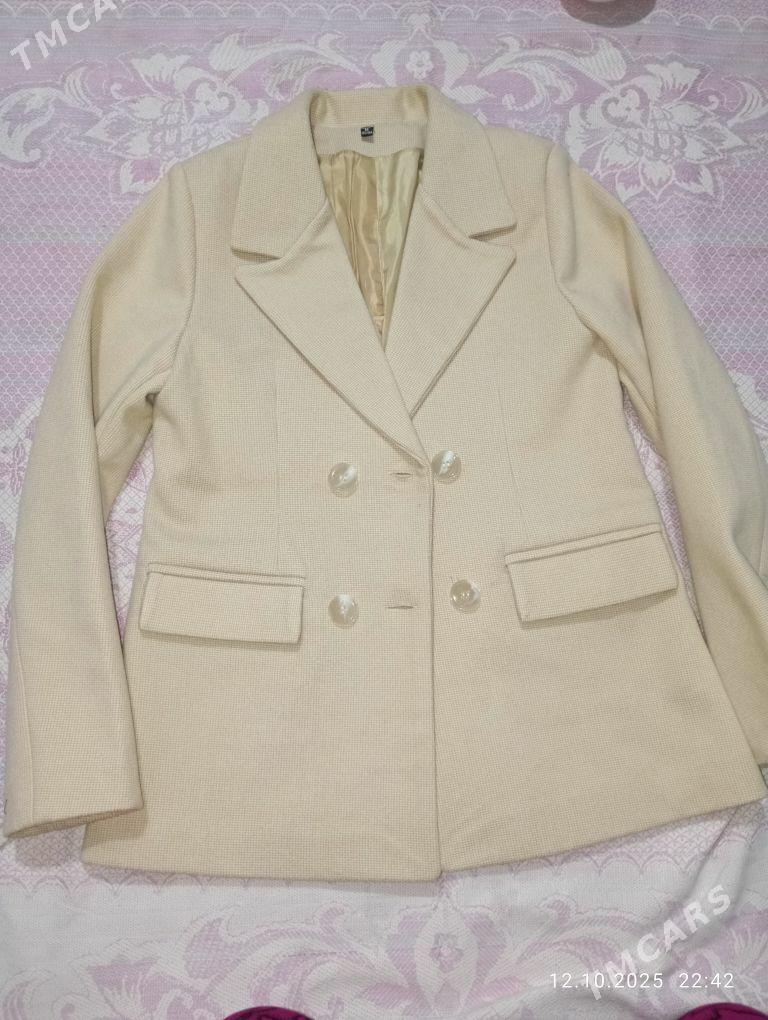 kostyum żenskiŷ - Туркменабат - img 1