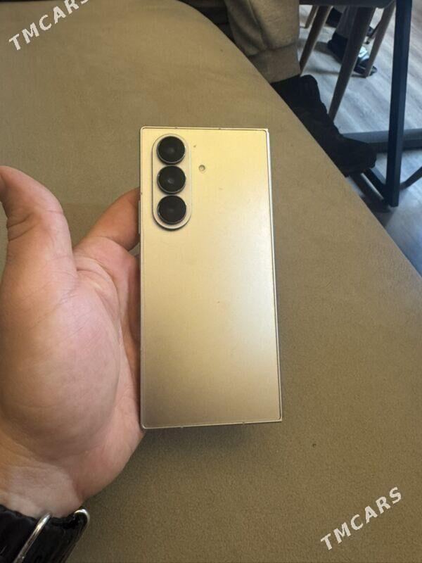 Samsung Galaxy Z Fold 7 - Хитровка - img 2