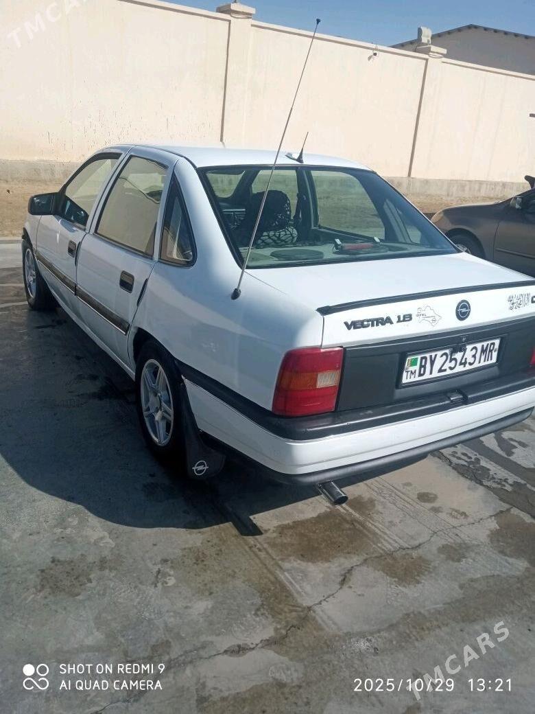 Opel Vectra 1990 - 40 000 TMT - Мургап - img 1