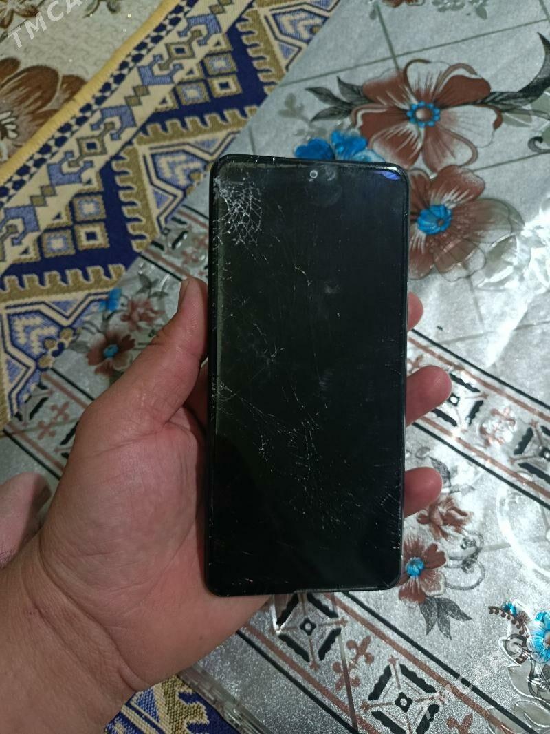 redmi not 10 pro 6.128 - Büzmeýin - img 3