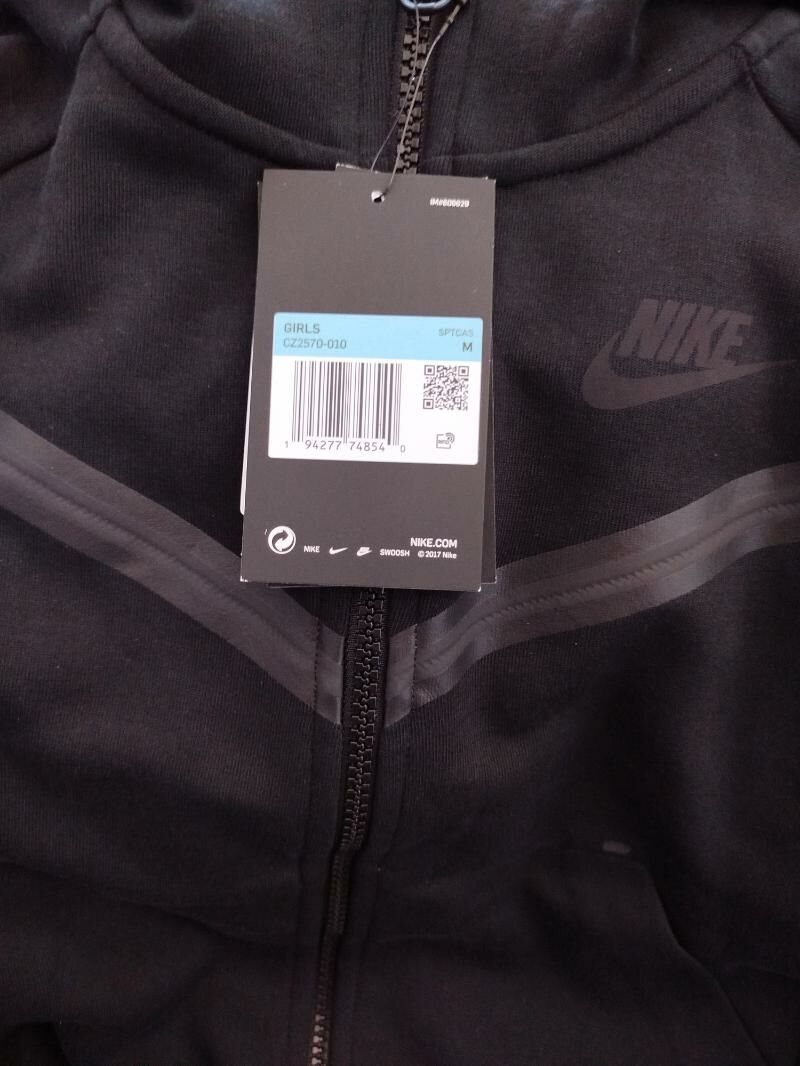 Gyzlara Nike sportiwka - Балканабат - img 3