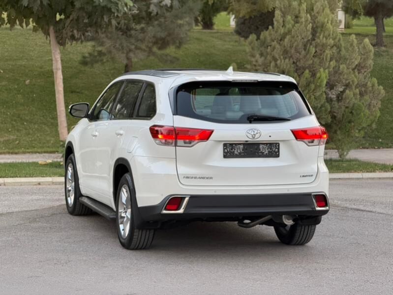 Toyota Highlander 2018 - 471 000 TMT - Ашхабад - img 4