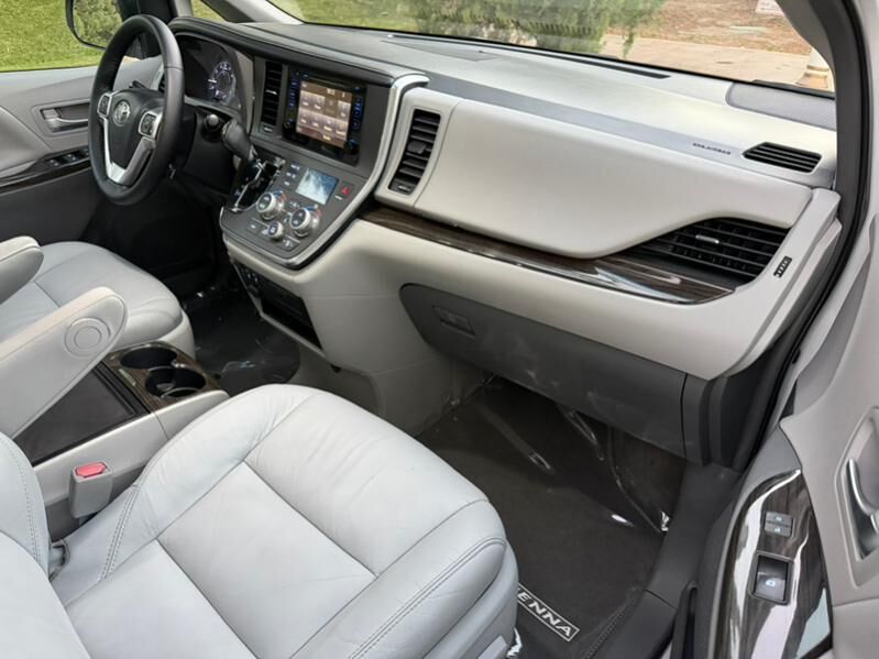 Toyota Sienna 2017 - 467 000 TMT - Ашхабад - img 9