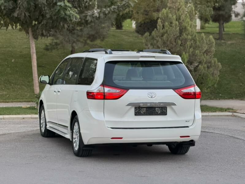 Toyota Sienna 2017 - 467 000 TMT - Ашхабад - img 4
