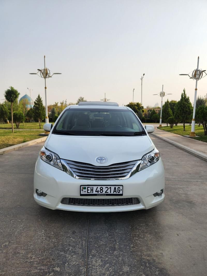 Toyota Sienna 2016 - 392 000 TMT - Aşgabat - img 2