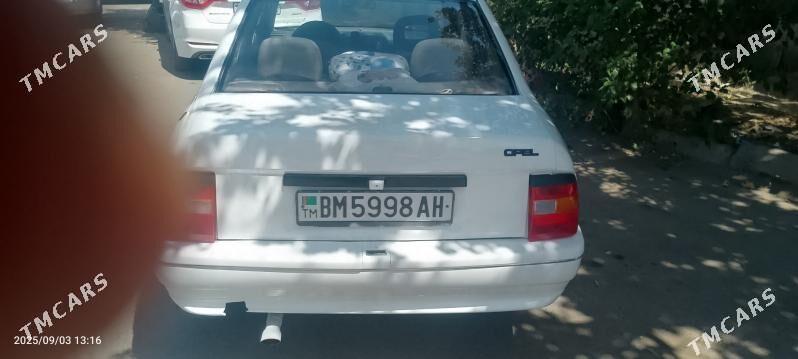 Opel Vectra 1990 - 30 000 TMT - Ak bugdaý etraby - img 3