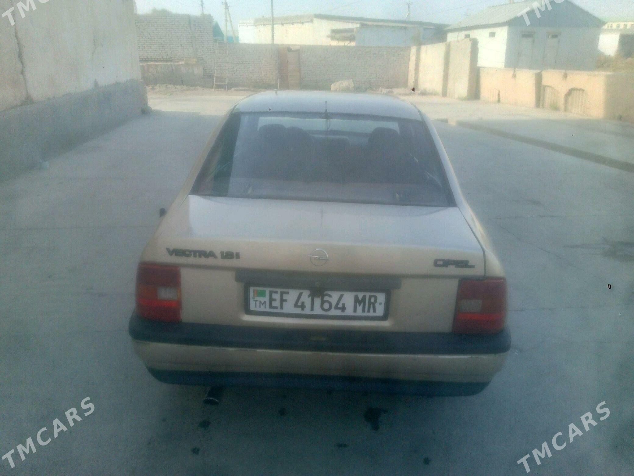 Opel Vectra 1990 - 30 000 TMT - Мары - img 4