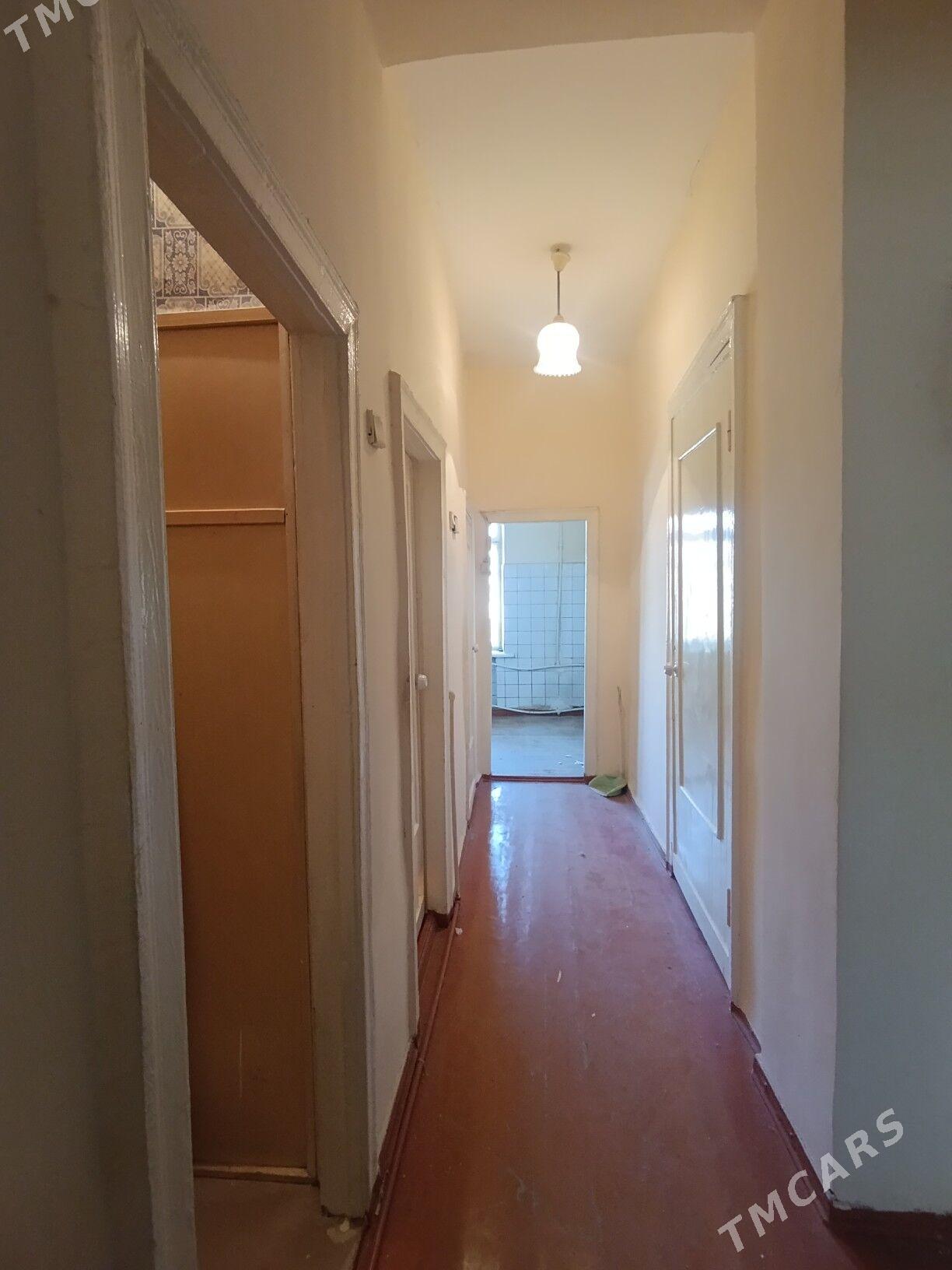 30 мкр Квартал Kwartal 2 komn. - 30 мкр - img 3