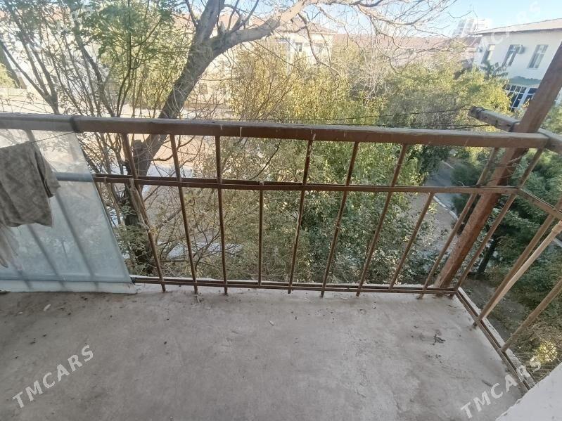 30 мкр Квартал Kwartal 2 komn. - 30 мкр - img 7