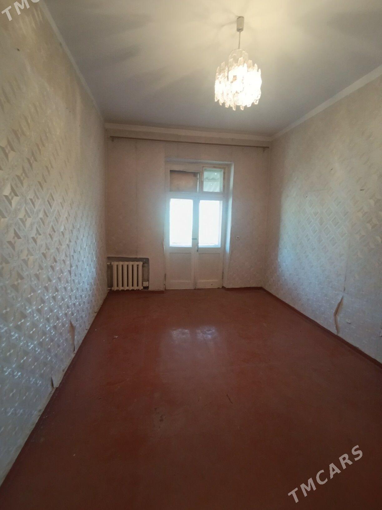 30 мкр Квартал Kwartal 2 komn. - 30 мкр - img 2