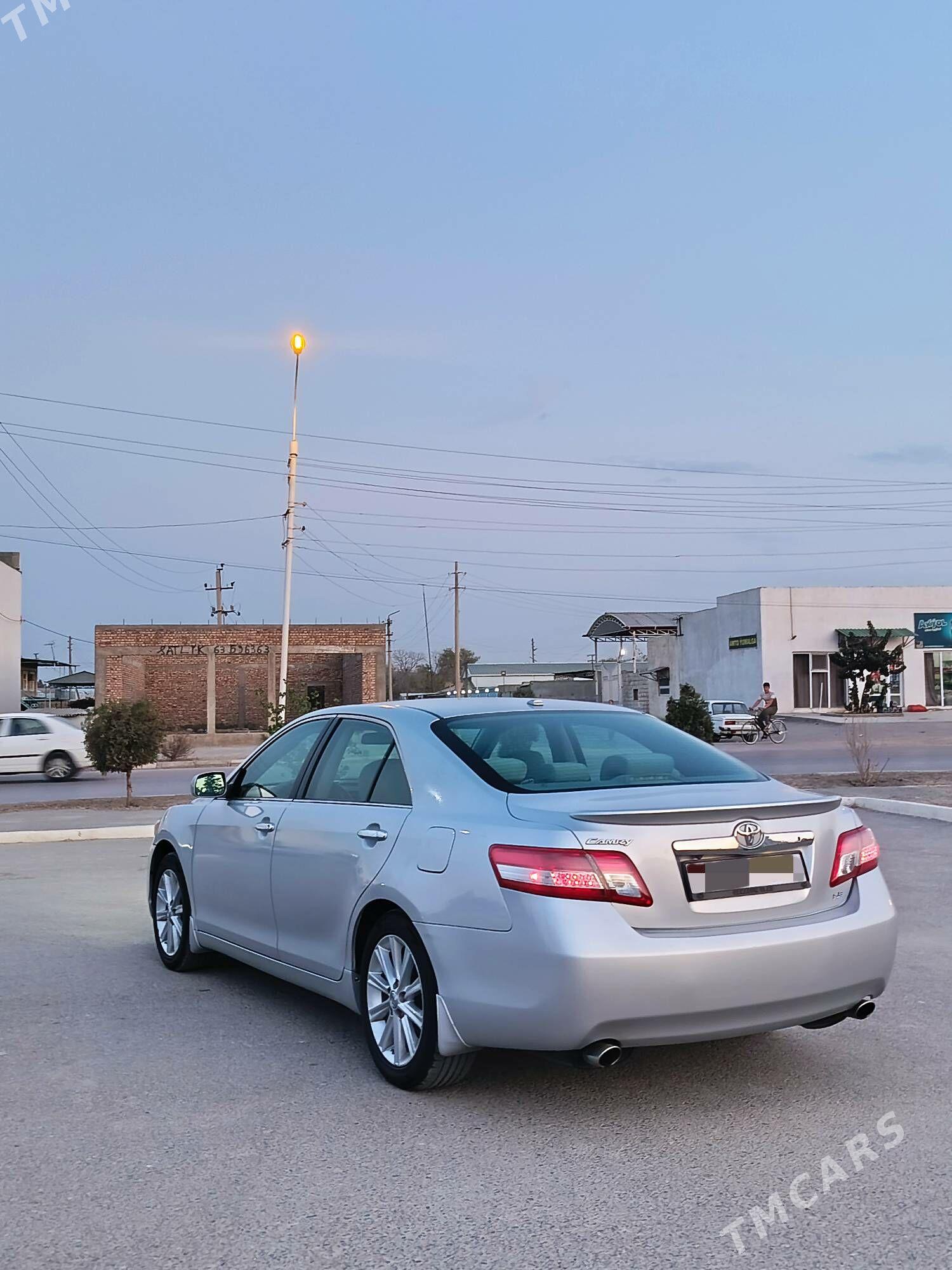 Toyota Camry 2007 - 190 000 TMT - Бахарден - img 4