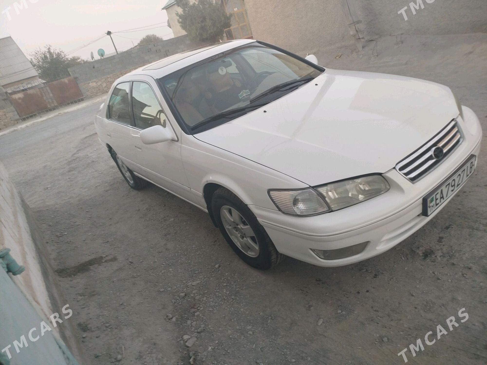 Toyota Camry 2000 - 140 000 TMT - Magdanly - img 3