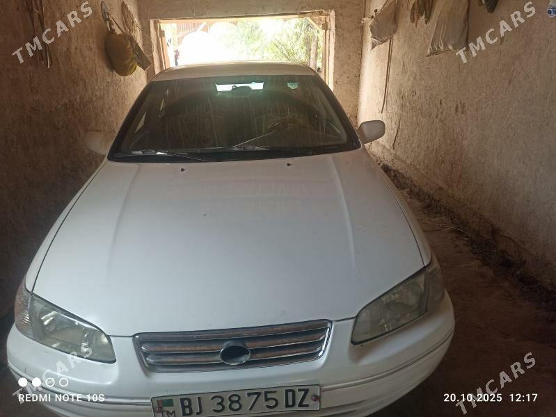 Toyota Camry 1998 - 105 000 TMT - Гурбансолтан Едже - img 4