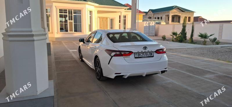 Toyota Camry 2021 - 320 000 TMT - Балканабат - img 3