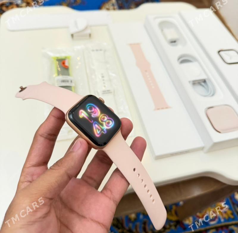 Apple watch 4 44mm - Торговый центр "15 лет Независимости" - img 1
