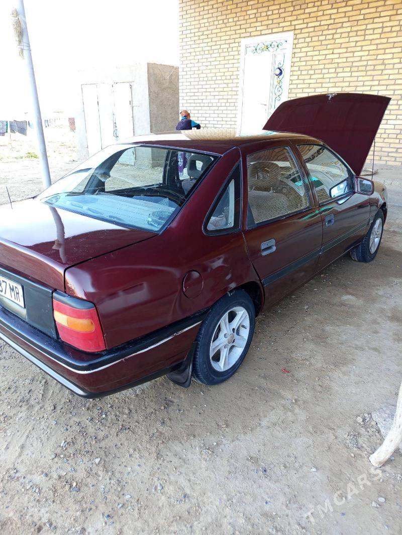 Opel Vectra 1989 - 26 000 TMT - Baýramaly - img 2