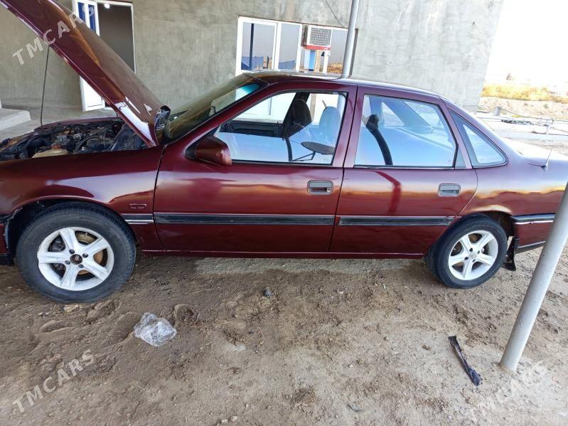 Opel Vectra 1989 - 26 000 TMT - Baýramaly - img 5