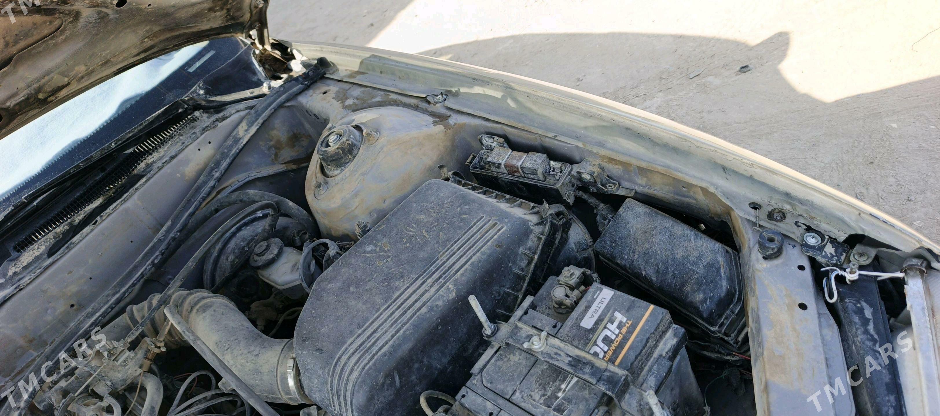 Toyota Camry 1995 - 65 000 TMT - Halaç - img 7