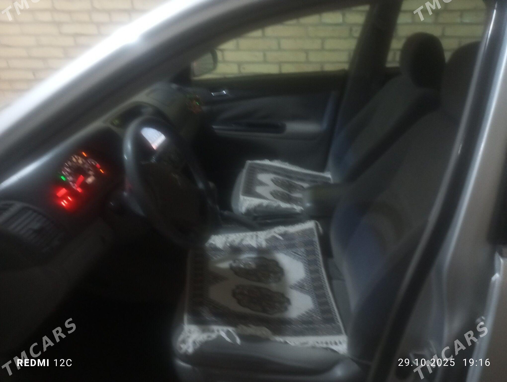 Toyota Camry 2005 - 155 000 TMT - Дянев - img 5