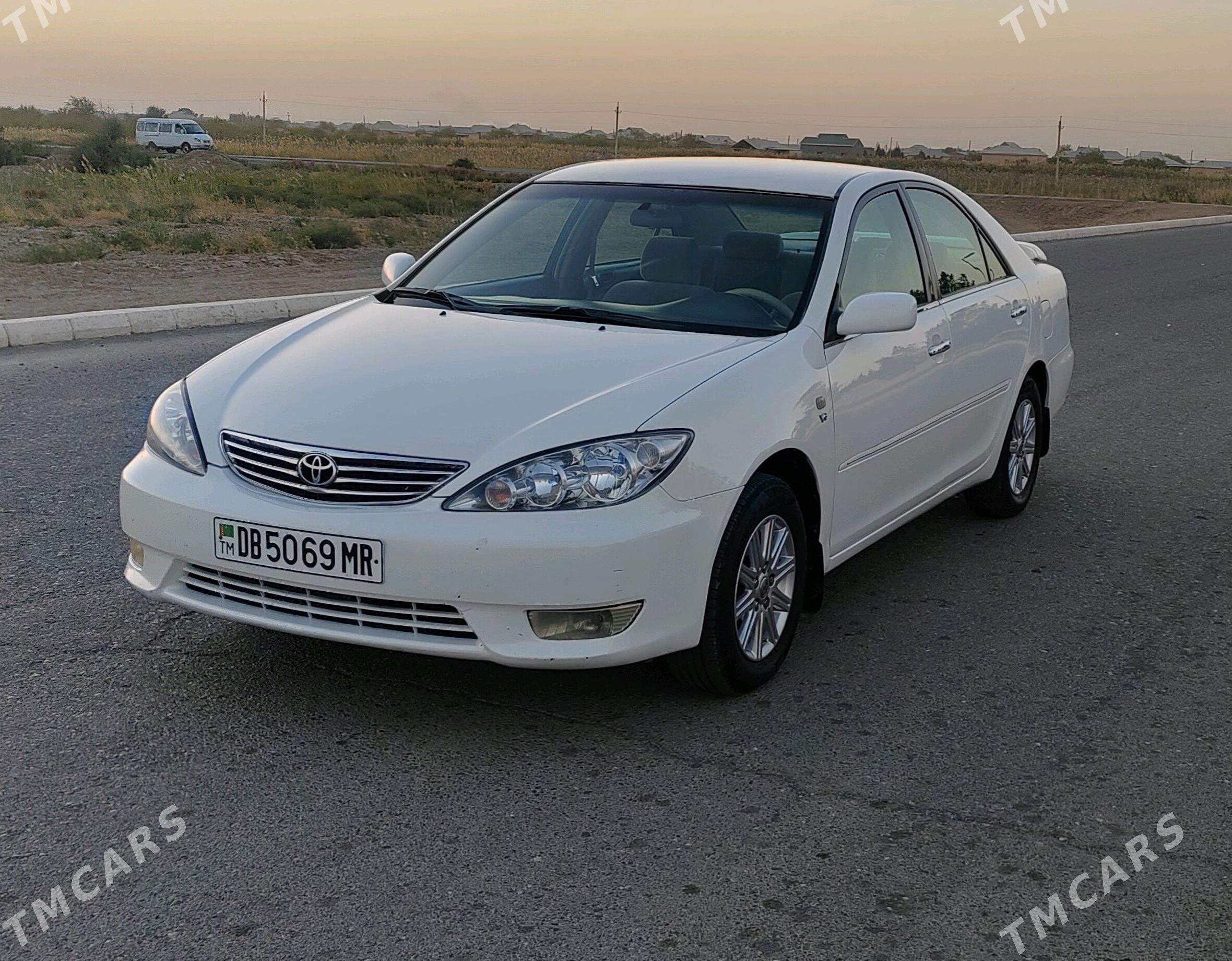 Toyota Camry 2002 - 180 000 TMT - Сакарчага - img 1