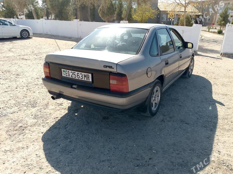 Opel Vectra 1990 - 40 000 TMT - Ýolöten - img 2