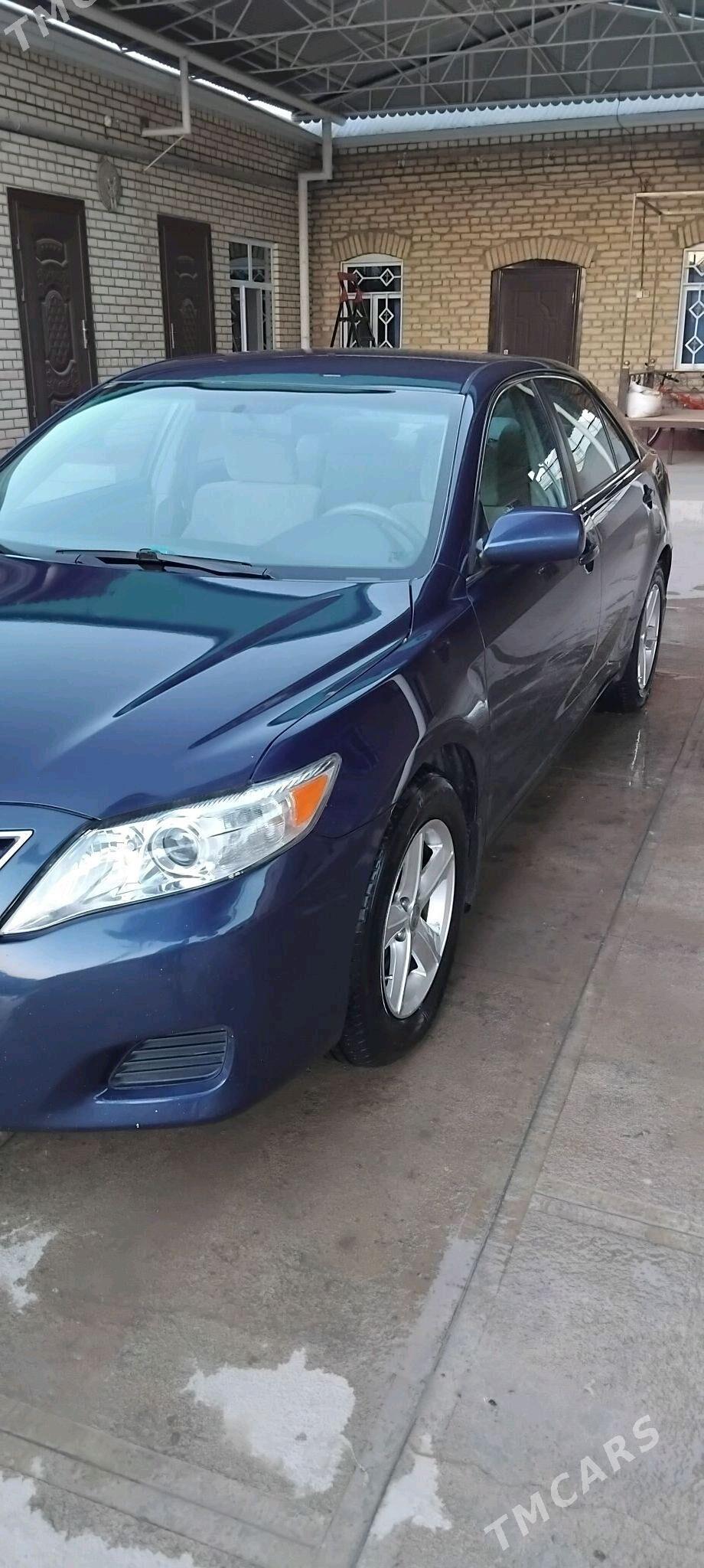 Toyota Camry 2010 - 180 000 TMT - Мары - img 2