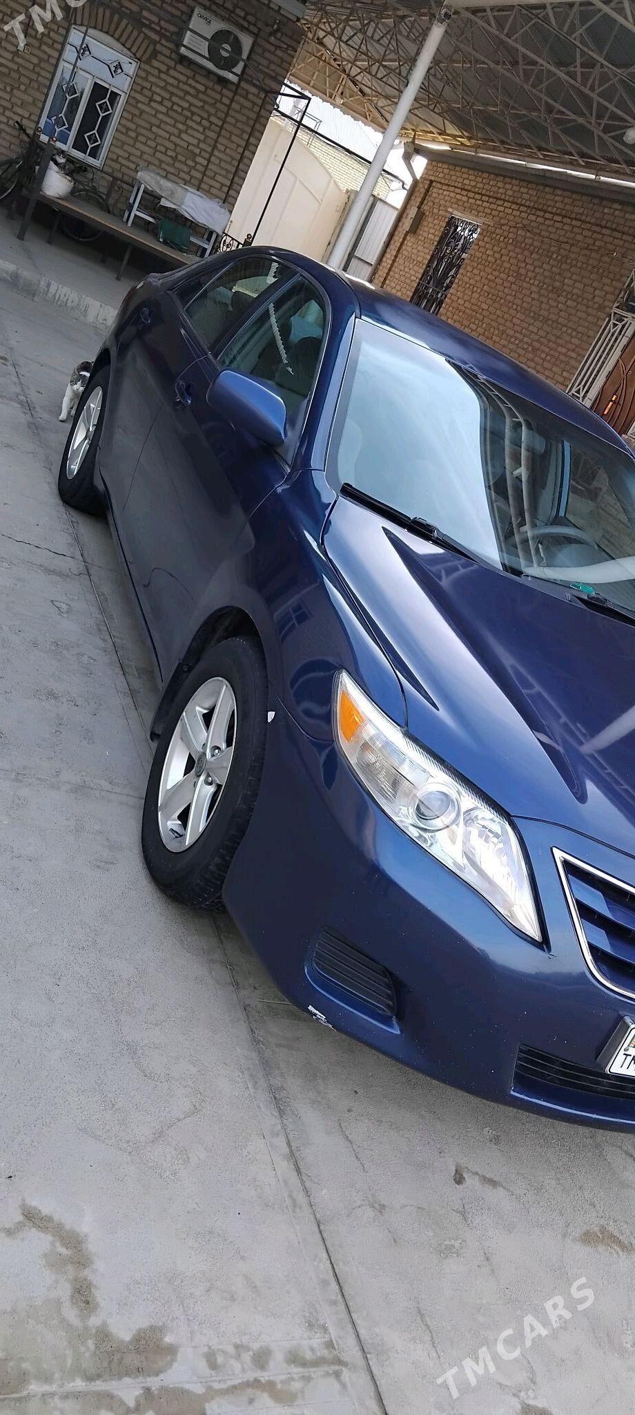 Toyota Camry 2010 - 180 000 TMT - Мары - img 4