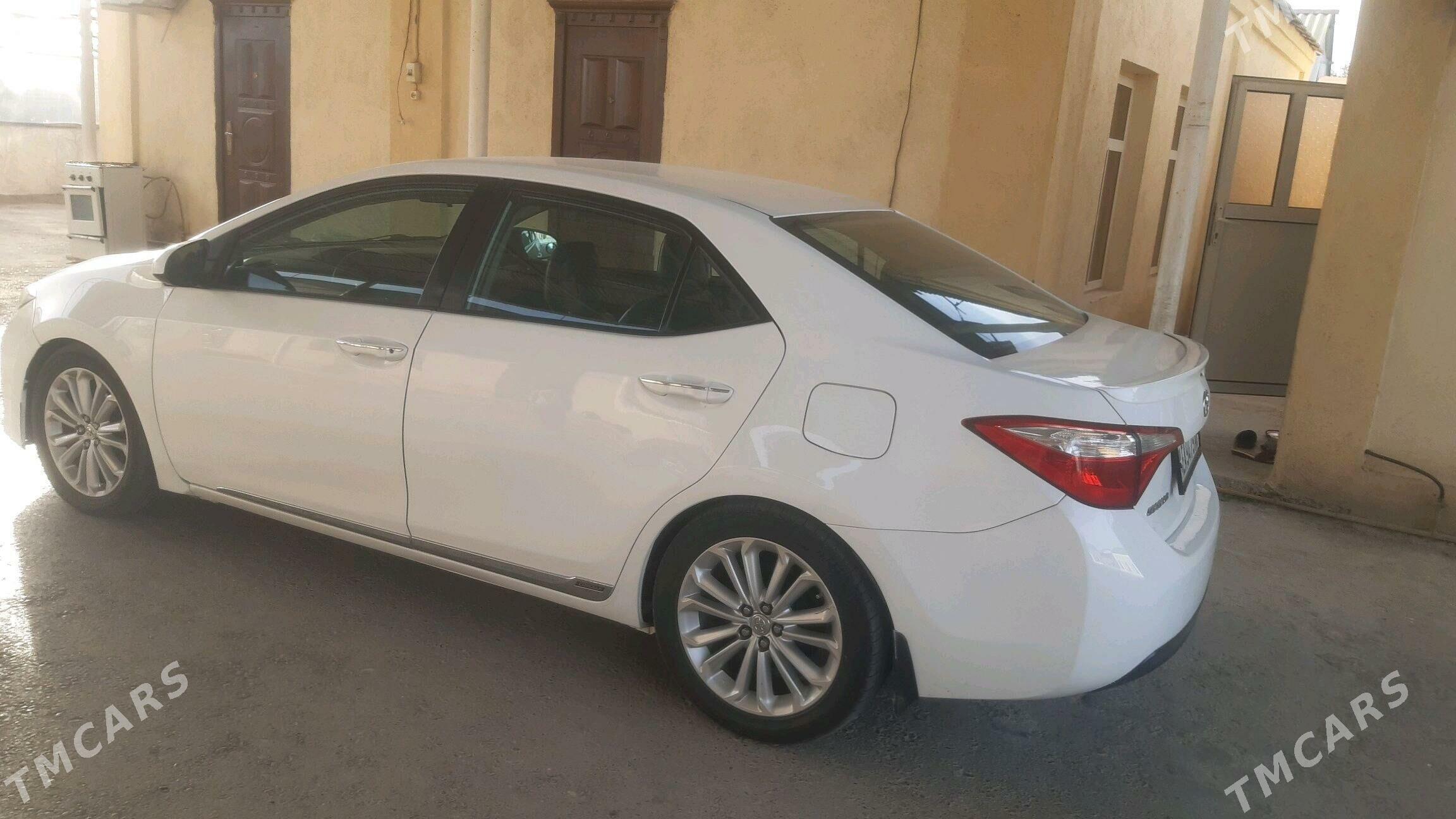 Toyota Corolla 2014 - 205 000 TMT - Büzmeýin - img 3